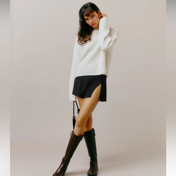 Reformation Dresses & Skirts - Reformation Margot skirt